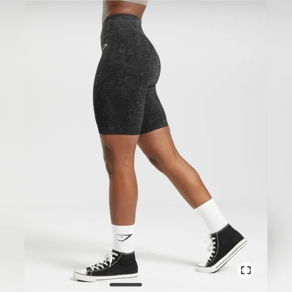 Adapt Animal Seamless Cycling Shorts Pair