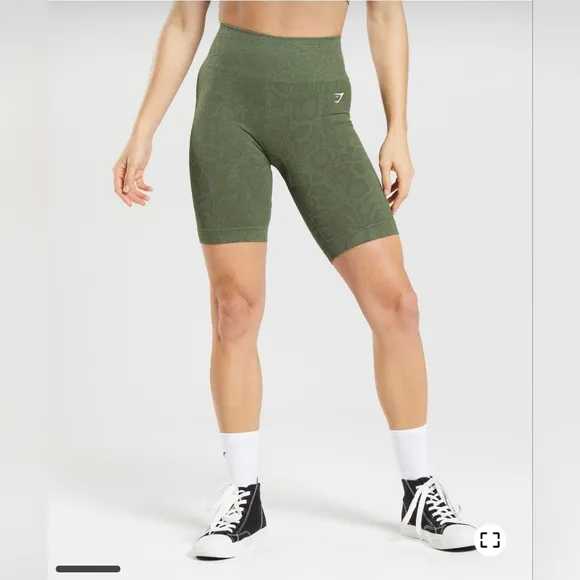 Adapt Animal Seamless Cycling Shorts Pair