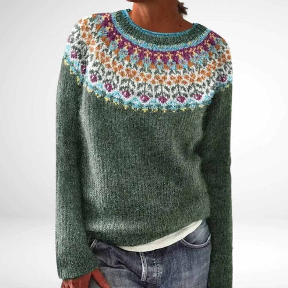 Amelia – Lightweight sweater. Easy comfort.