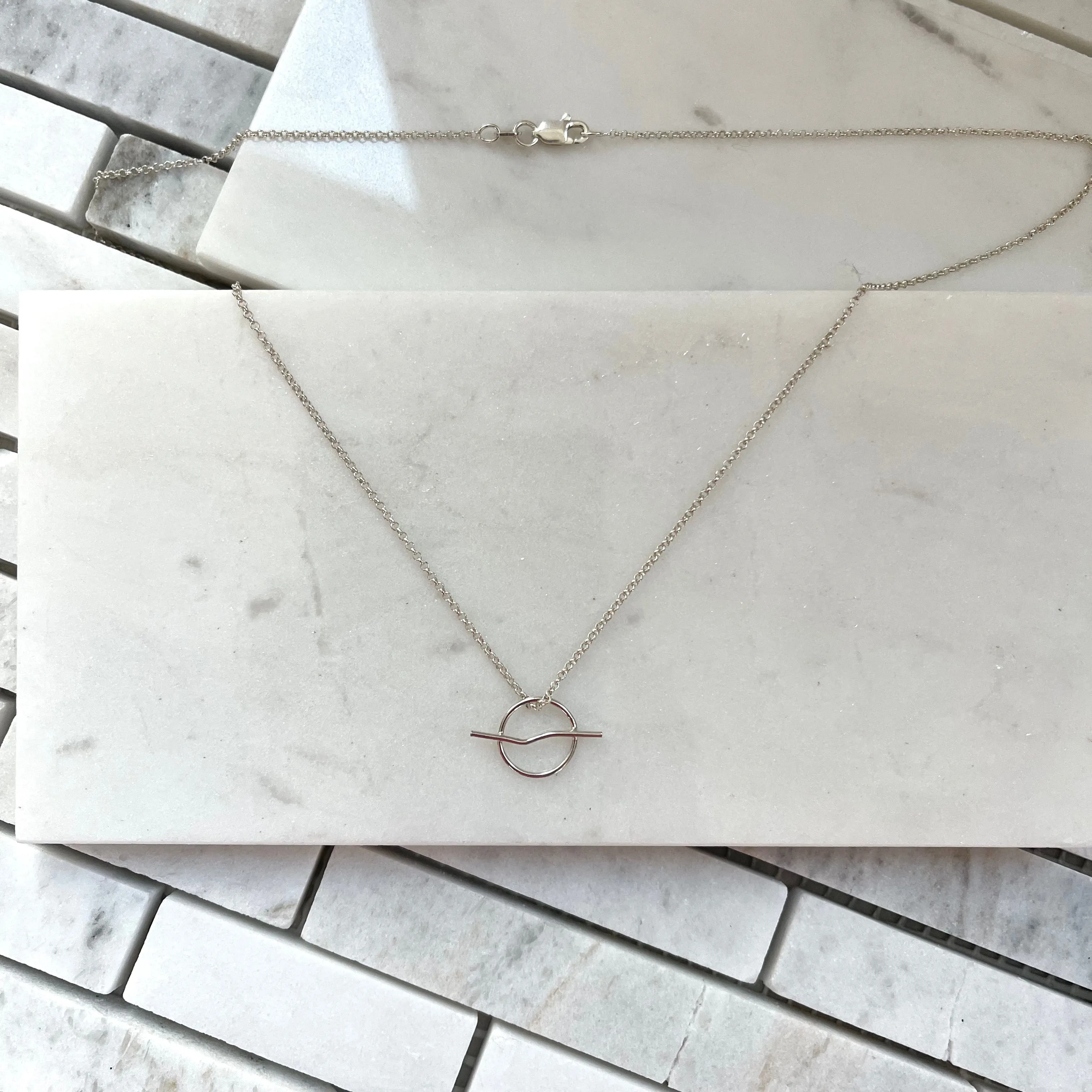 BOLT NECKLACE