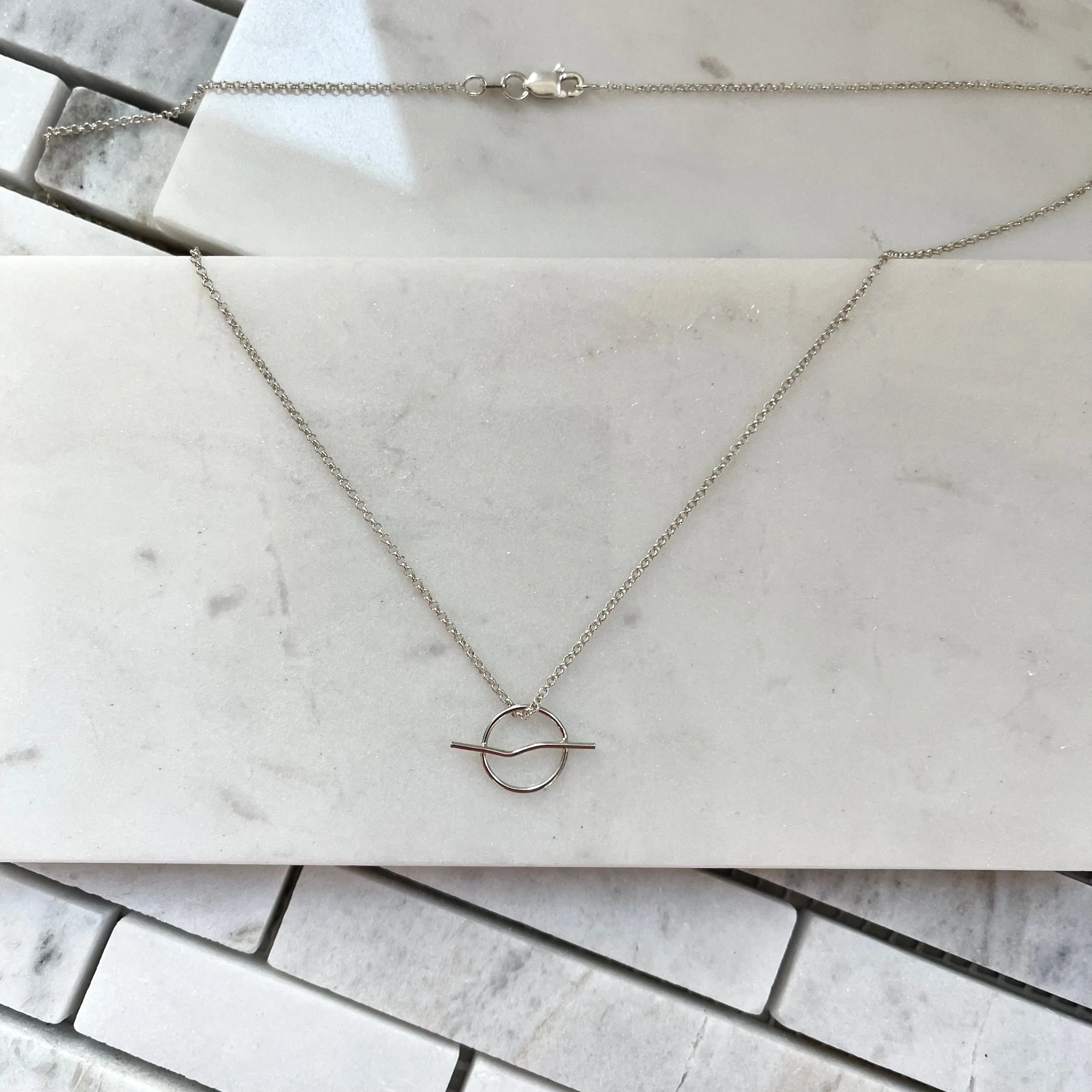 BOLT NECKLACE