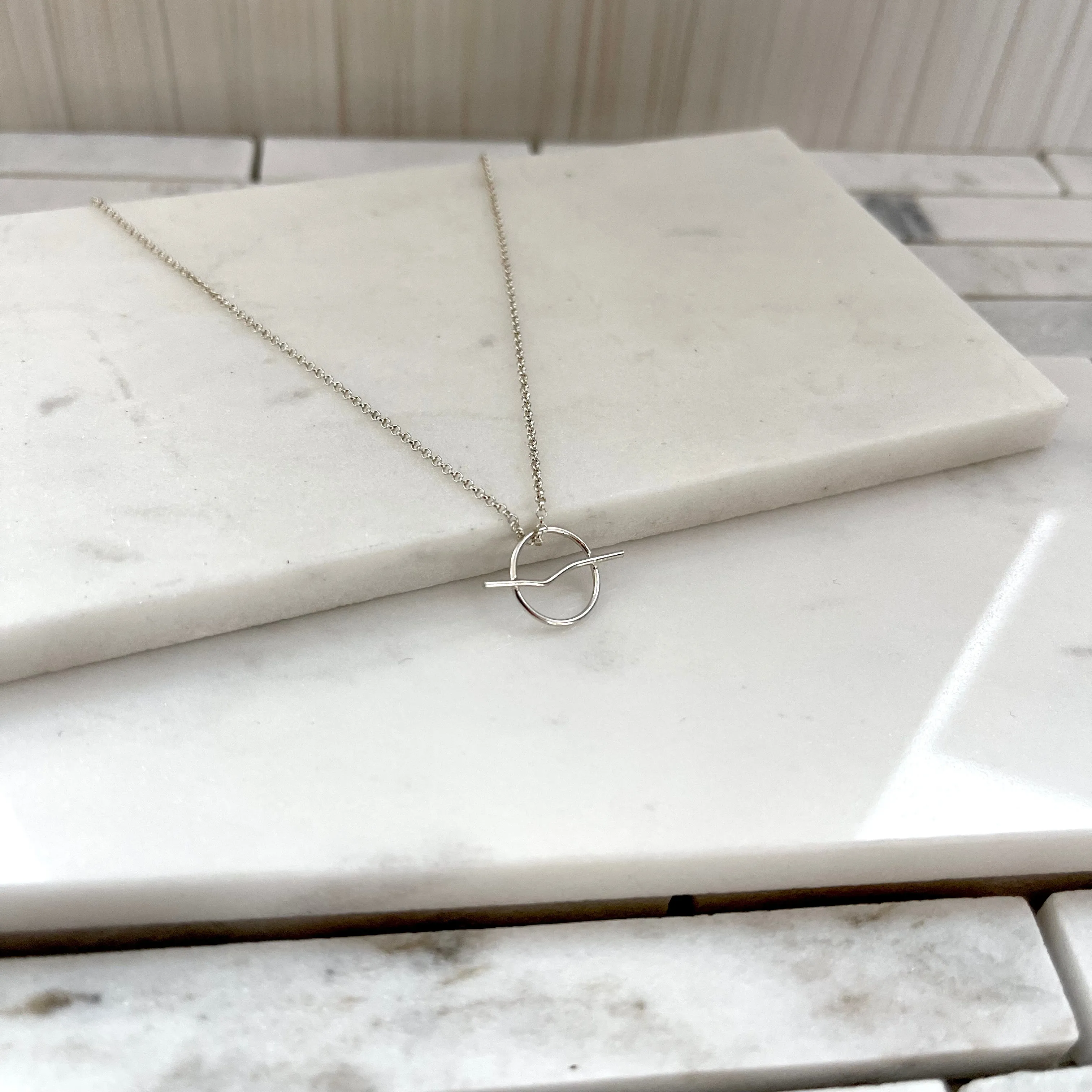 BOLT NECKLACE