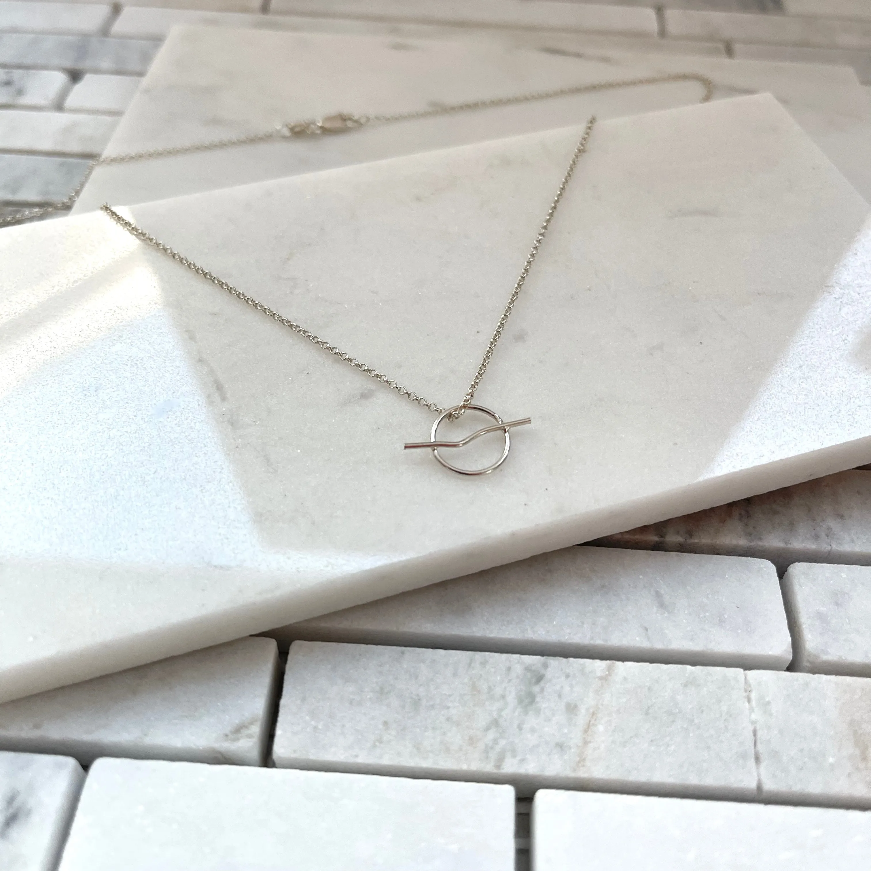 BOLT NECKLACE
