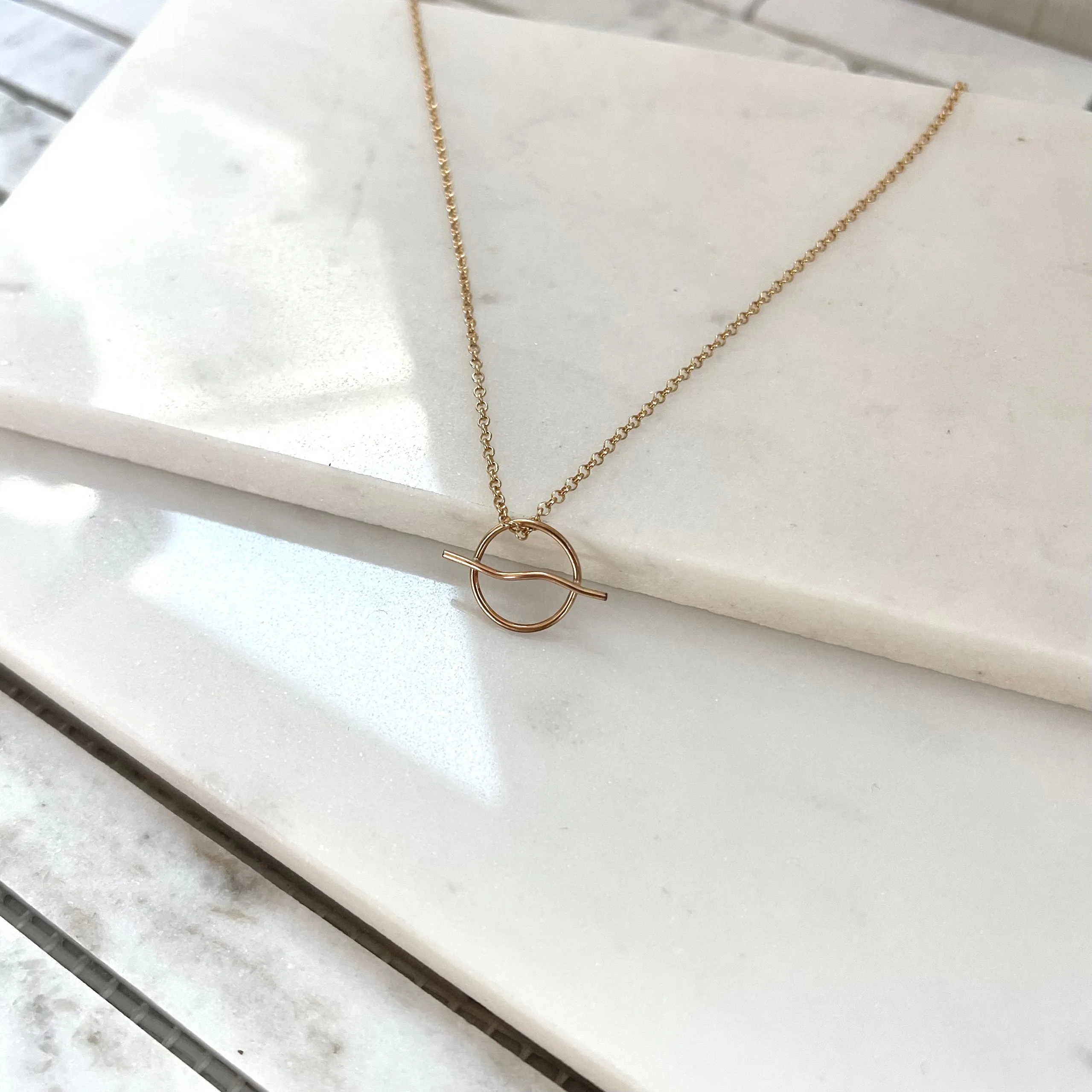 BOLT NECKLACE