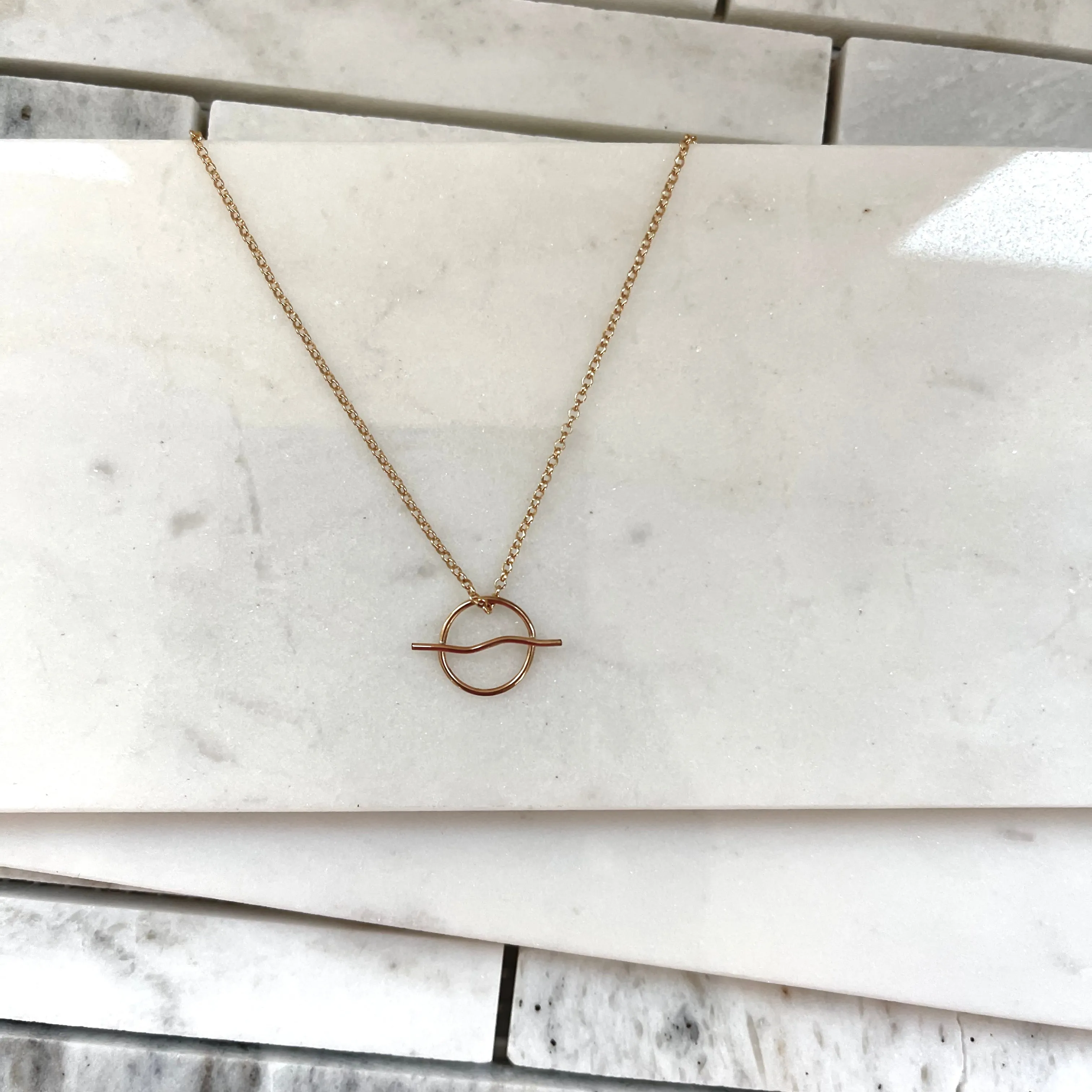 BOLT NECKLACE
