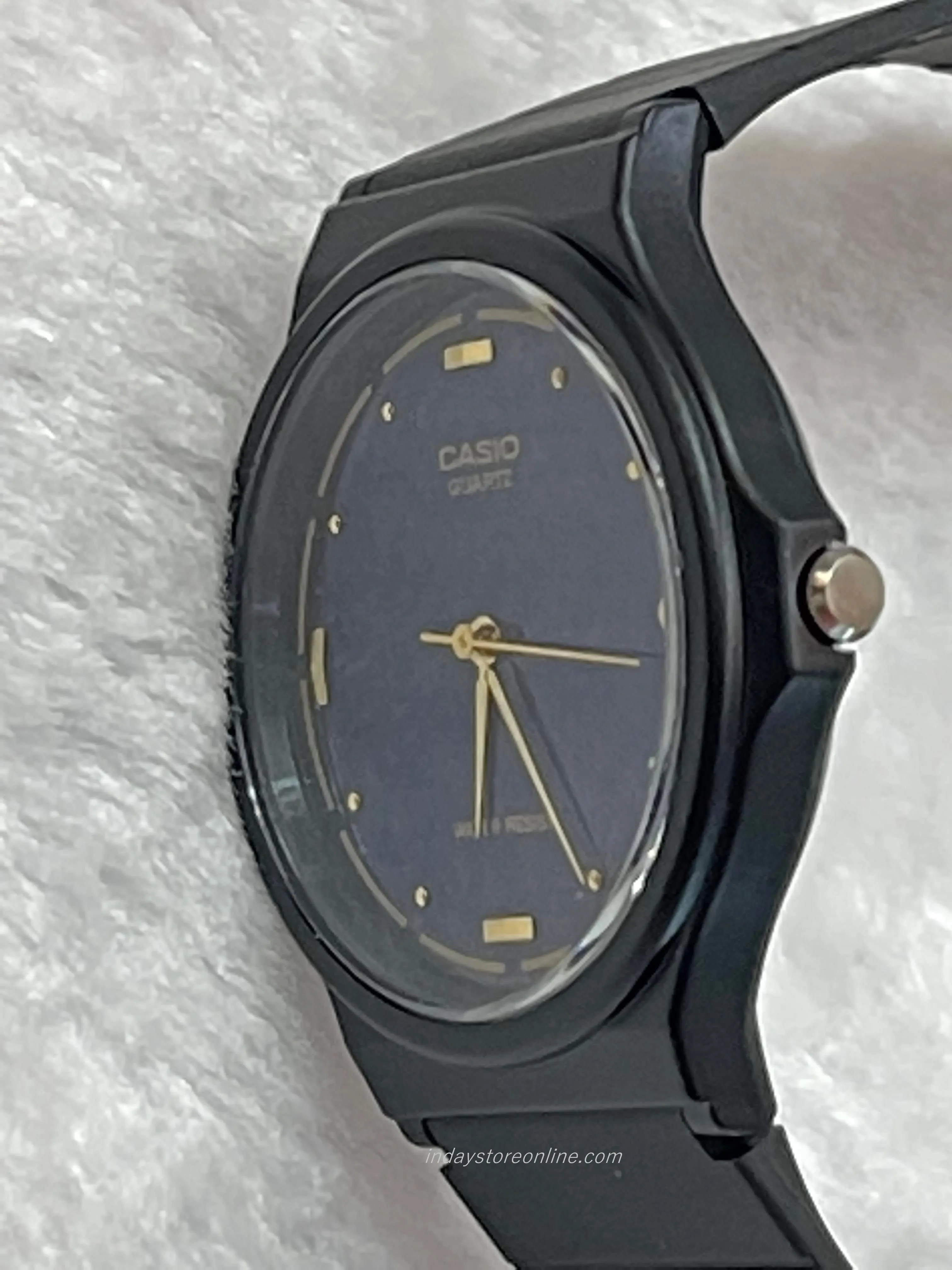 Casio Analog Women's Watch MQ-76-2A Analog Resin Band Water Resistant Resin Glass