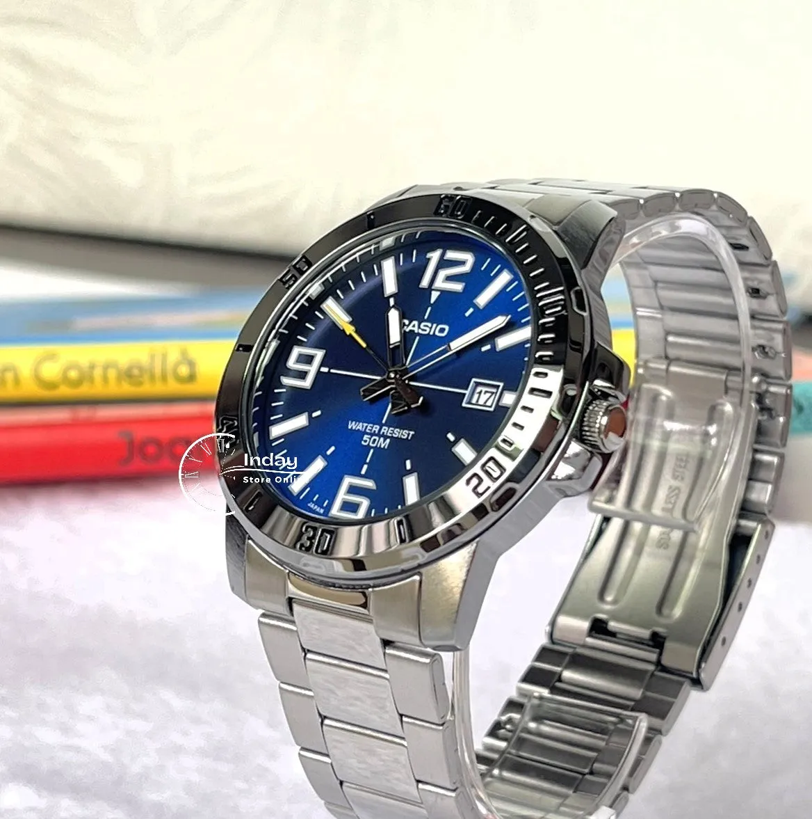 Casio Fashion Men's Watch MTP-VD01D-2B Silver Plated Stainless Steel Mineral Glass