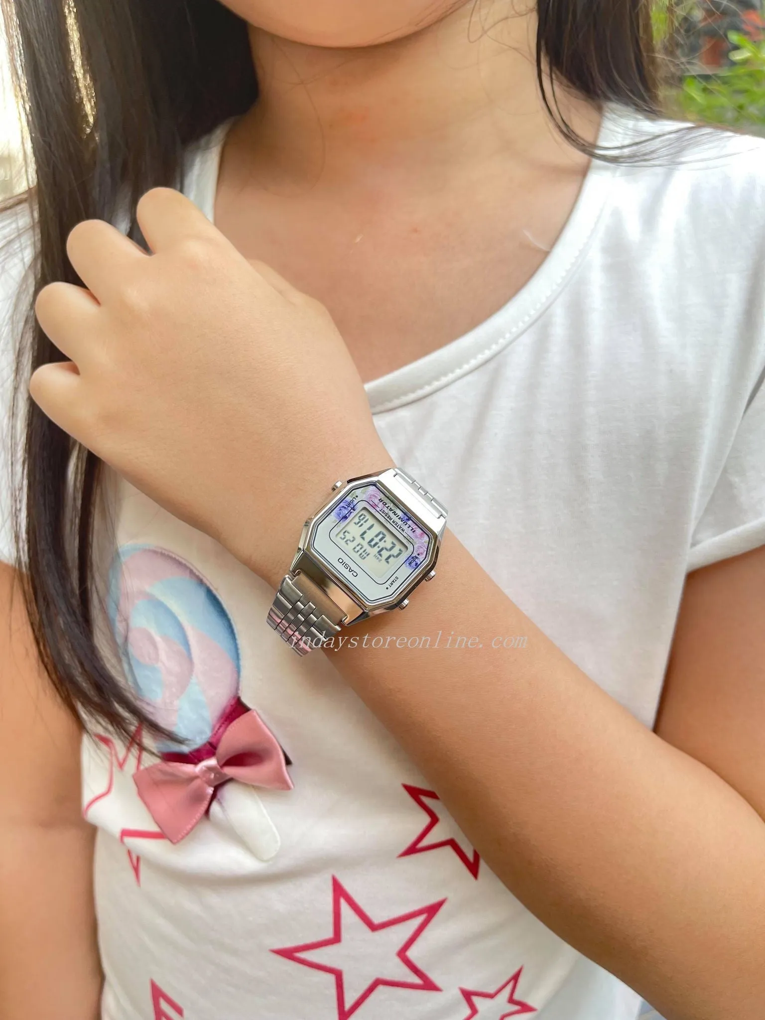 Casio Vintage Women's Watch LA680WA-4C Floral Design Silver Plated Stainless Steel Self-adjustable Band