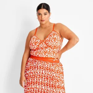 Future Collective With Kahlana Womens Plus Size V-Neck Bralette Sweater Tank Top