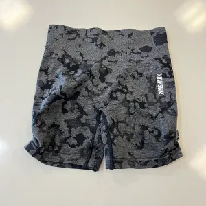 Gym Shark Athletic Shorts Size Small