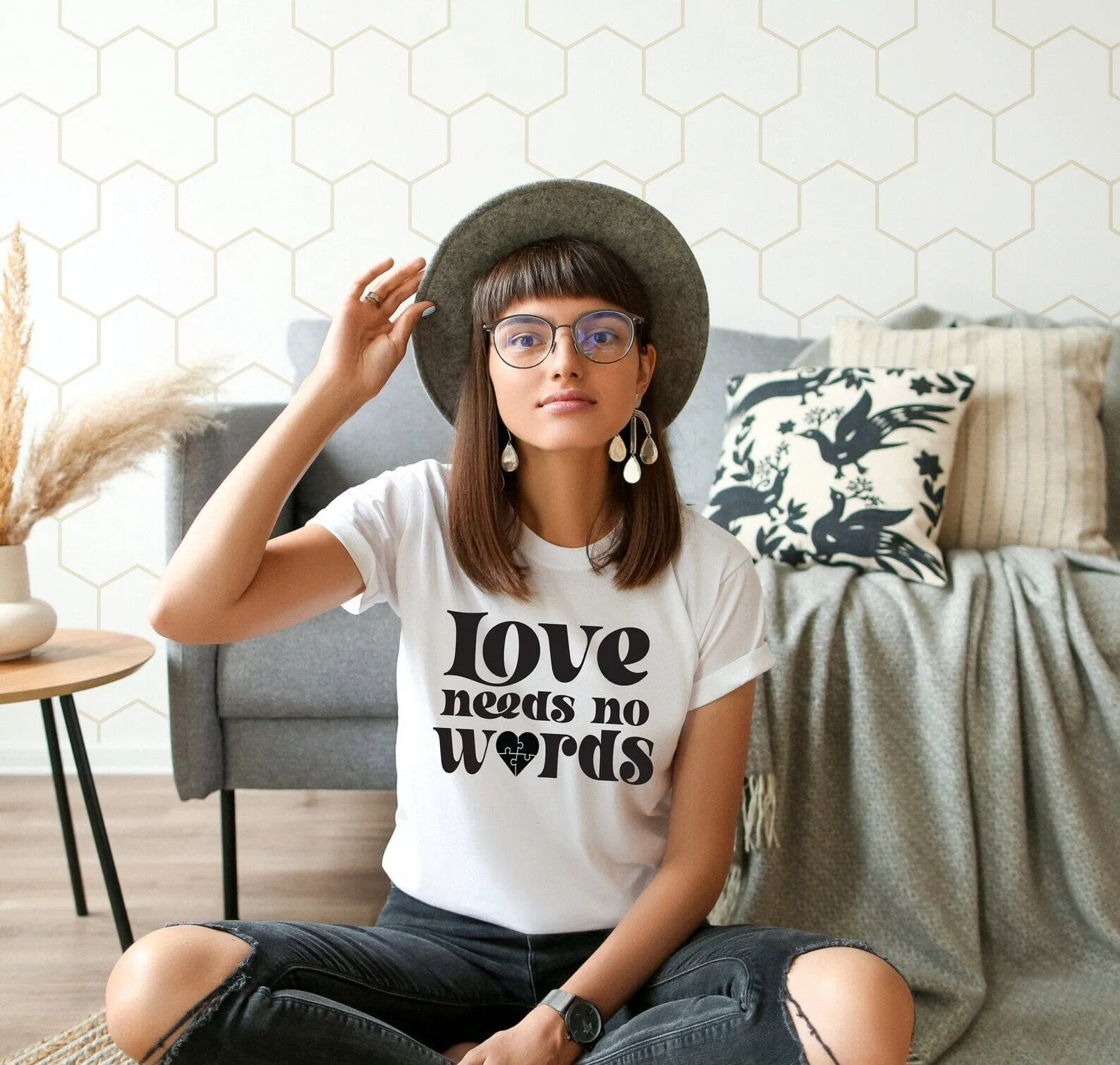 Love Needs No Words Autism Awareness Tshirt