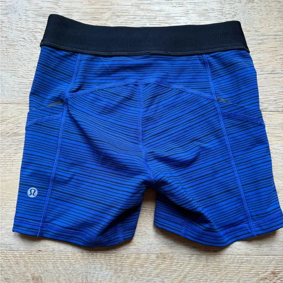 Lululemon biking cycling shorts size 4 What the Sport price is firm!
