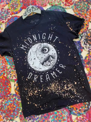 MIDNIGHT DREAMER GRAPHIC TEE
