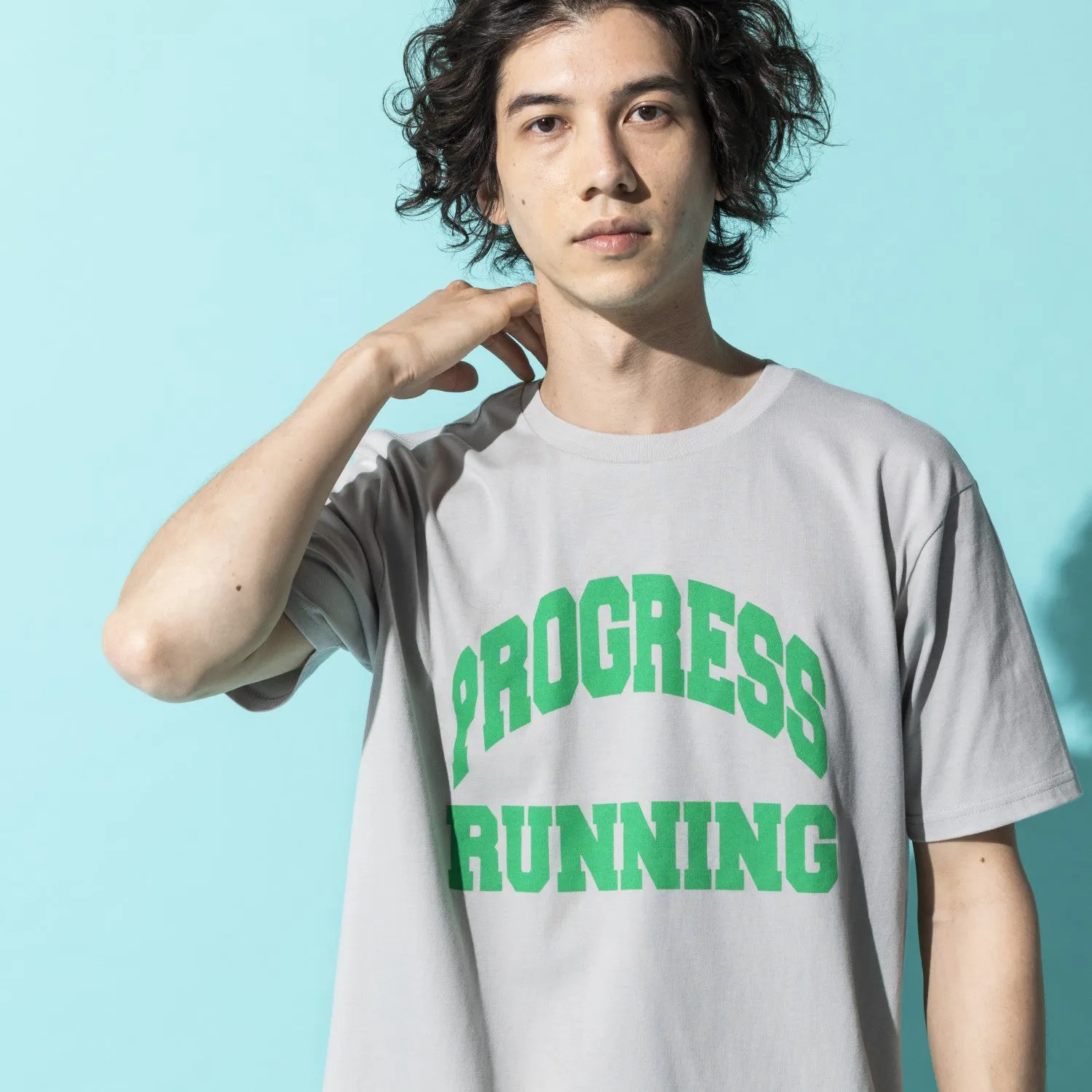 PROGRESS RUNNING CLUB | プログレス ランニング クラブ　Begin別注 VARSITY LOGO T