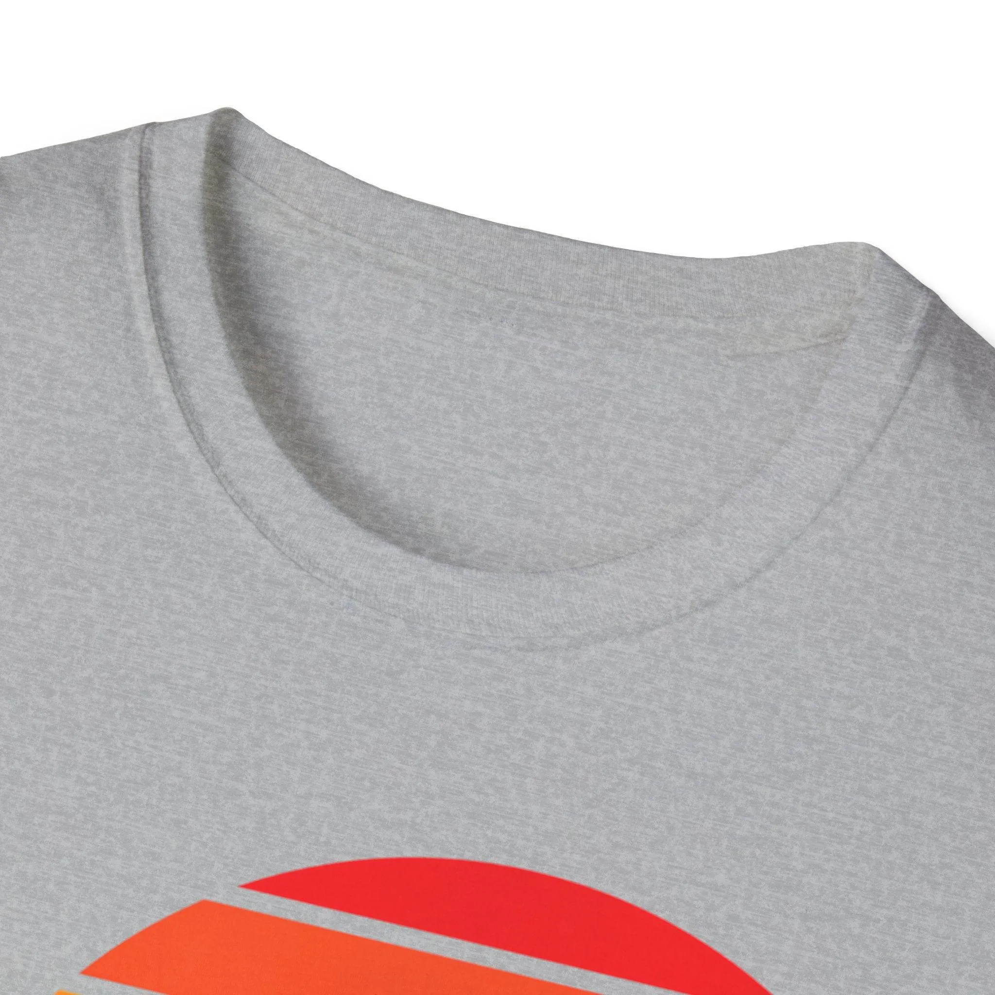 Retro Beach Summer Vibe Sunset And Palm Trees Unisex Softstyle T-Shirt