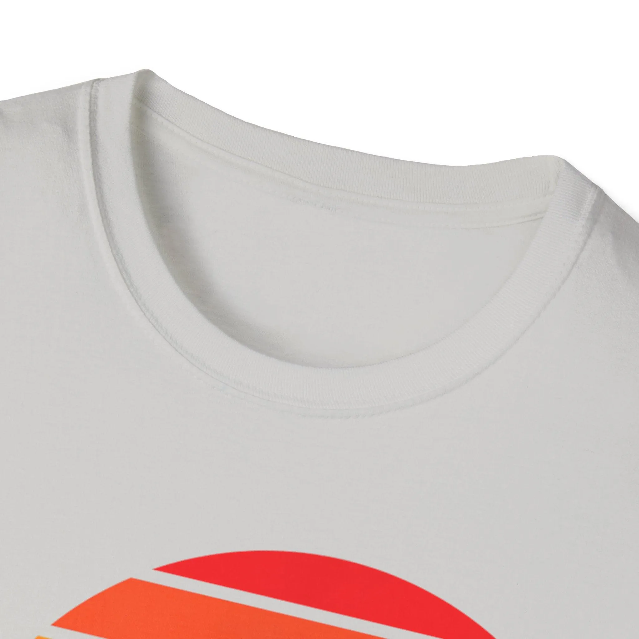 Retro Beach Summer Vibe Sunset And Palm Trees Unisex Softstyle T-Shirt