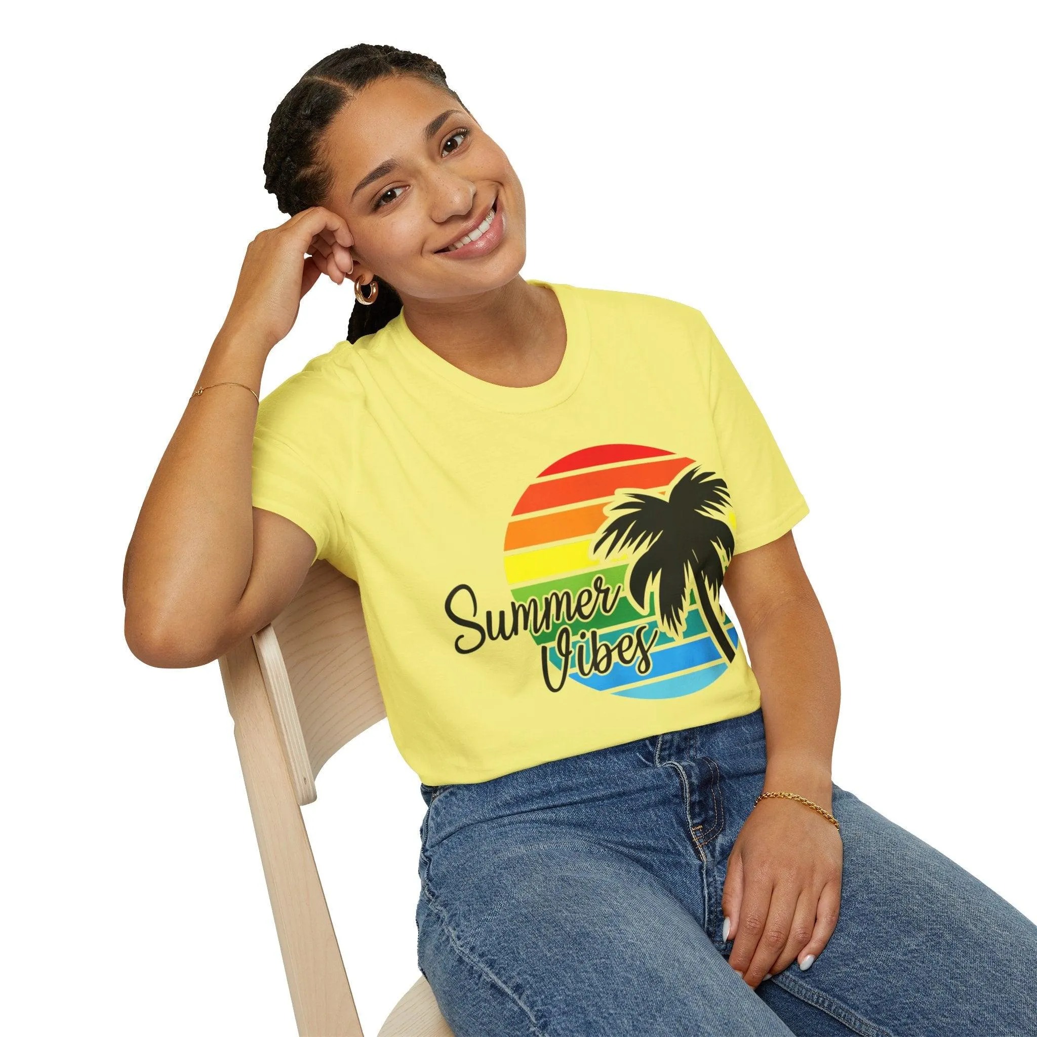Retro Beach Summer Vibe Sunset And Palm Trees Unisex Softstyle T-Shirt