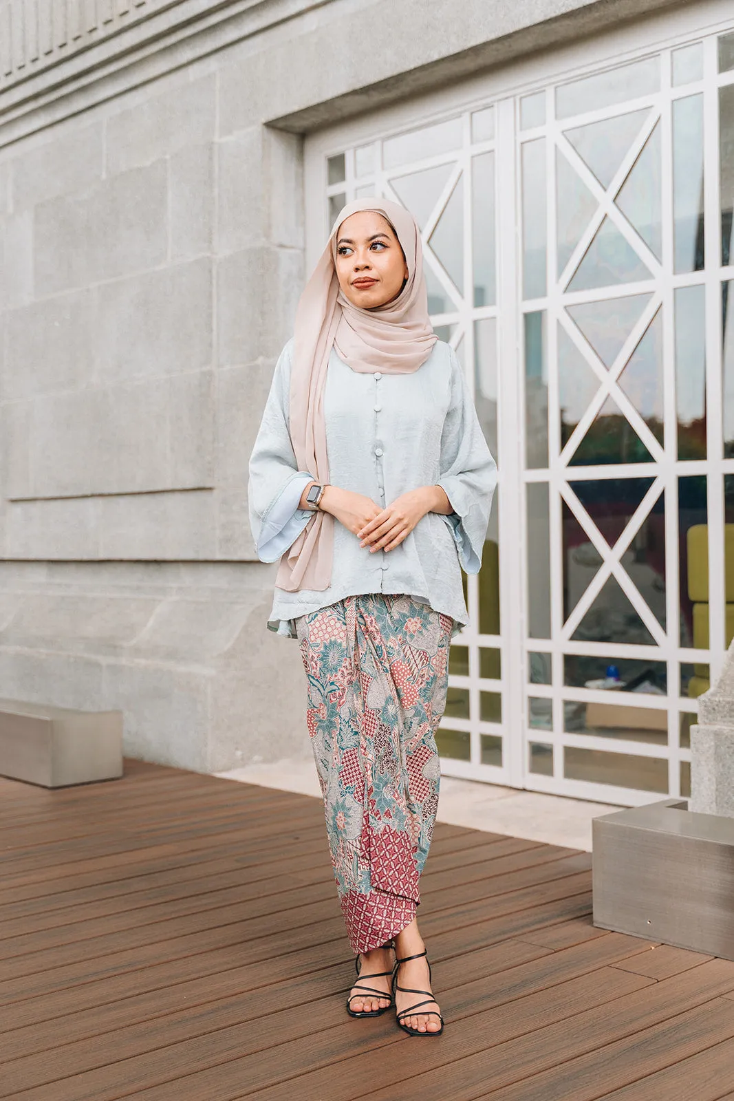 Safiya Crinkle Satin Top SCST