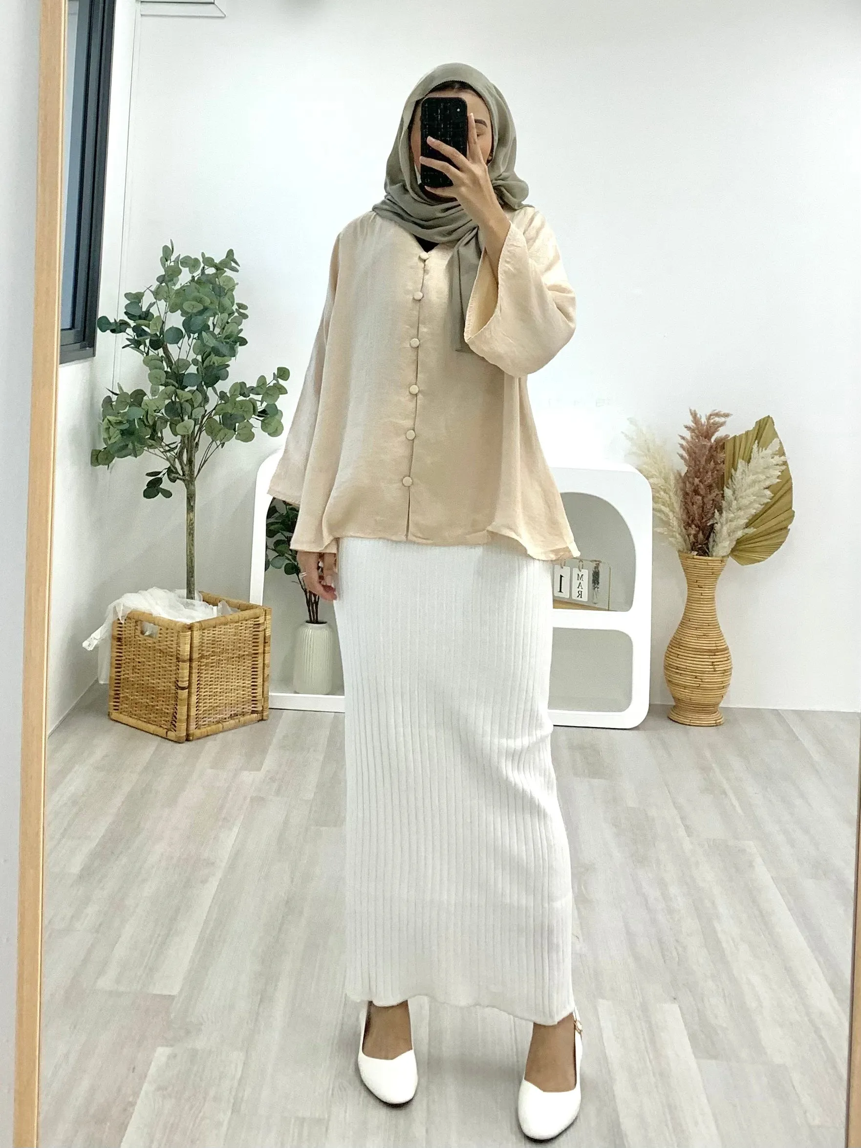 Safiya Crinkle Satin Top SCST