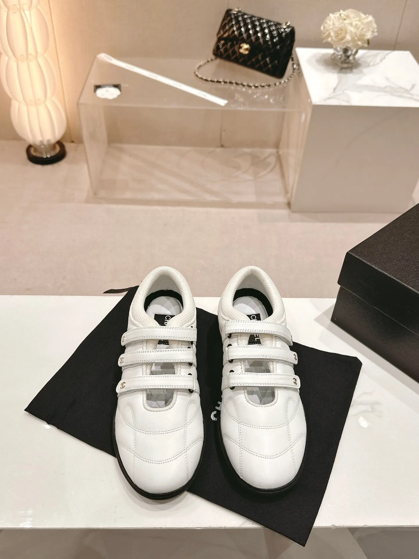 Silver Horn King Small Sneakers Diamond Baseball Shoes