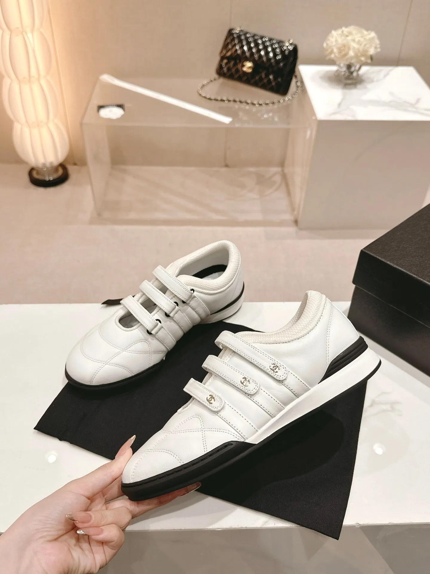 Silver Horn King Small Sneakers Diamond Baseball Shoes