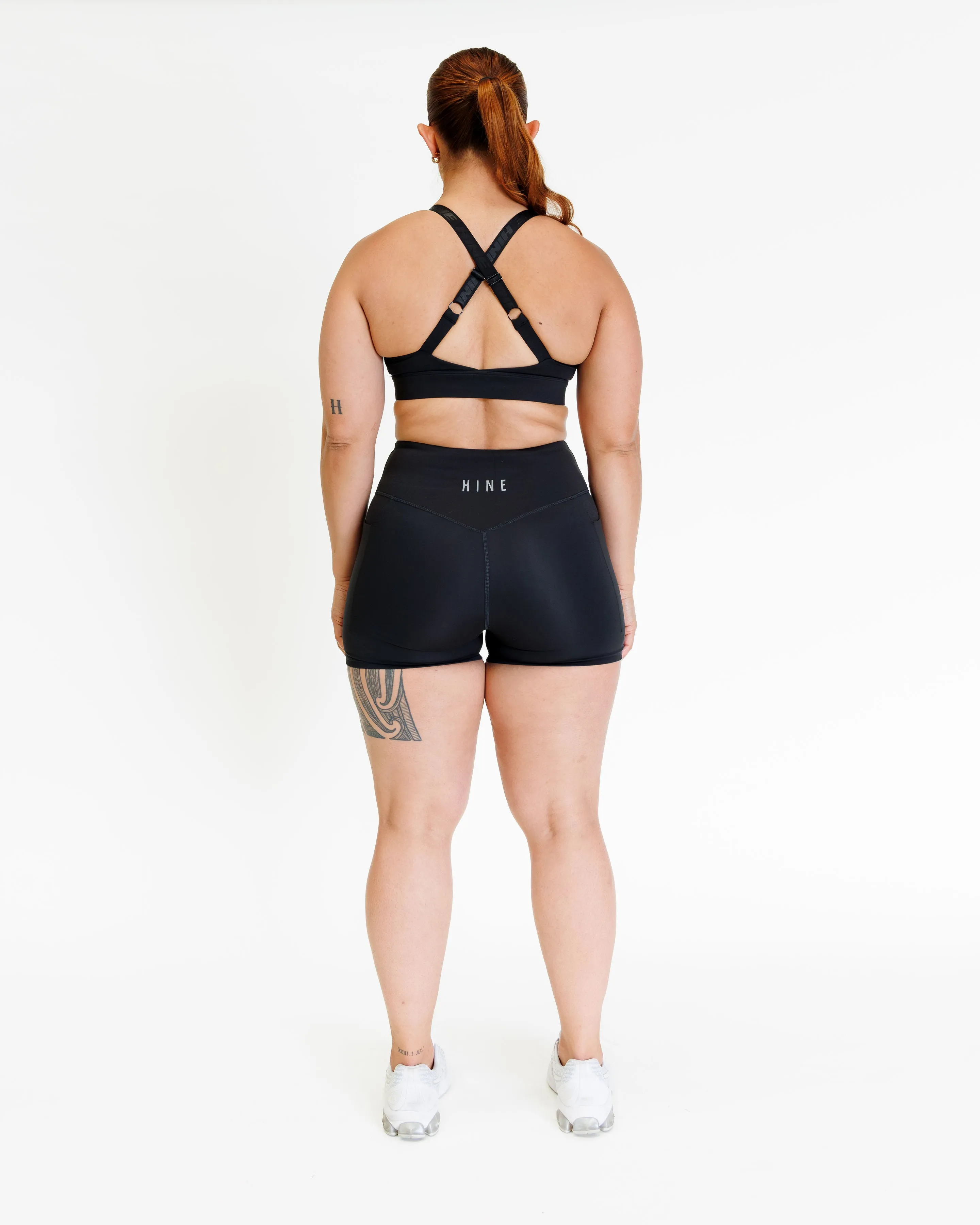 STAPLE W/ POCKET SHORT SHORT ONYX