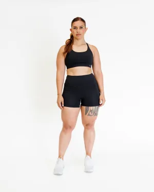 STAPLE W/ POCKET SHORT SHORT ONYX