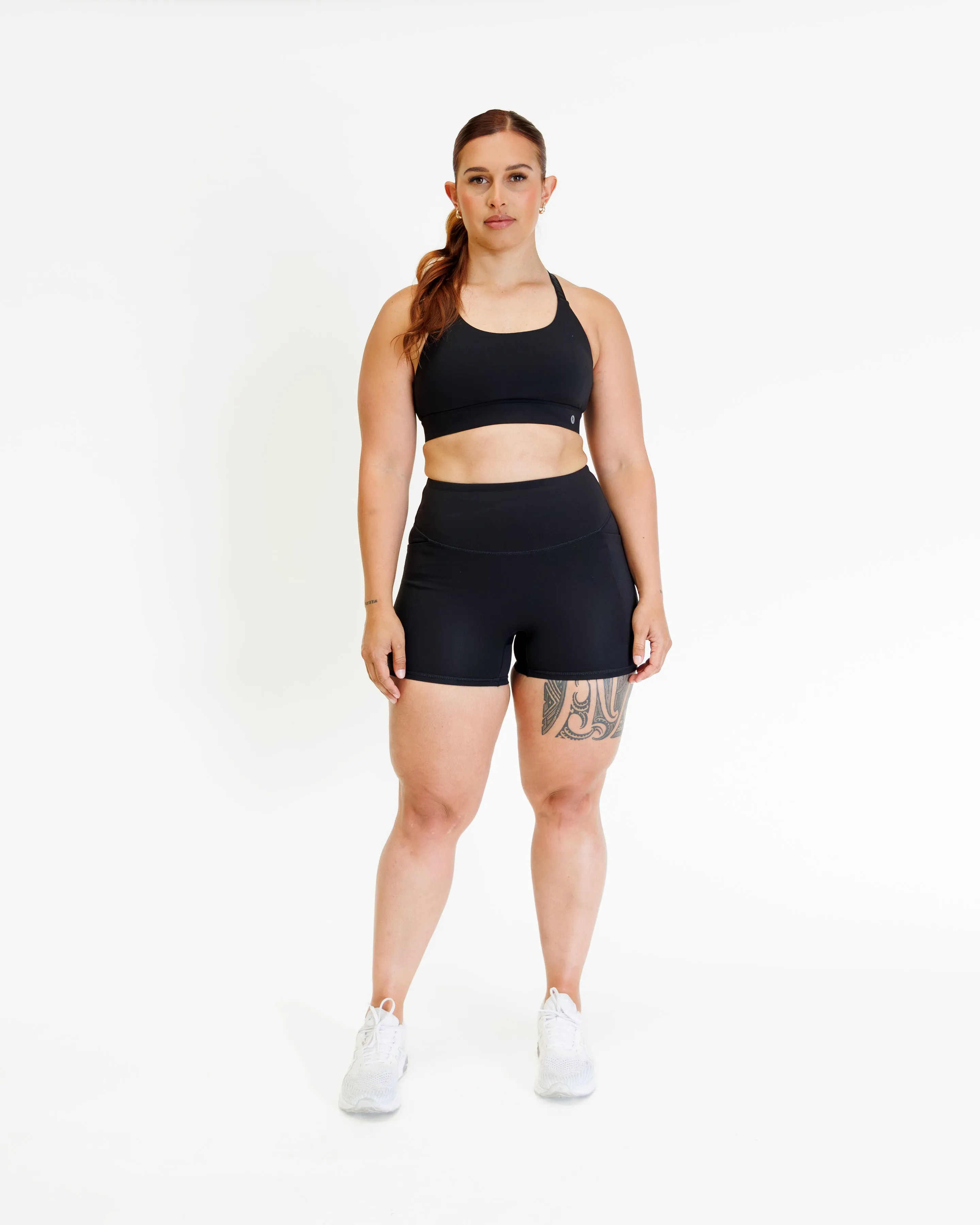 STAPLE W/ POCKET SHORT SHORT ONYX