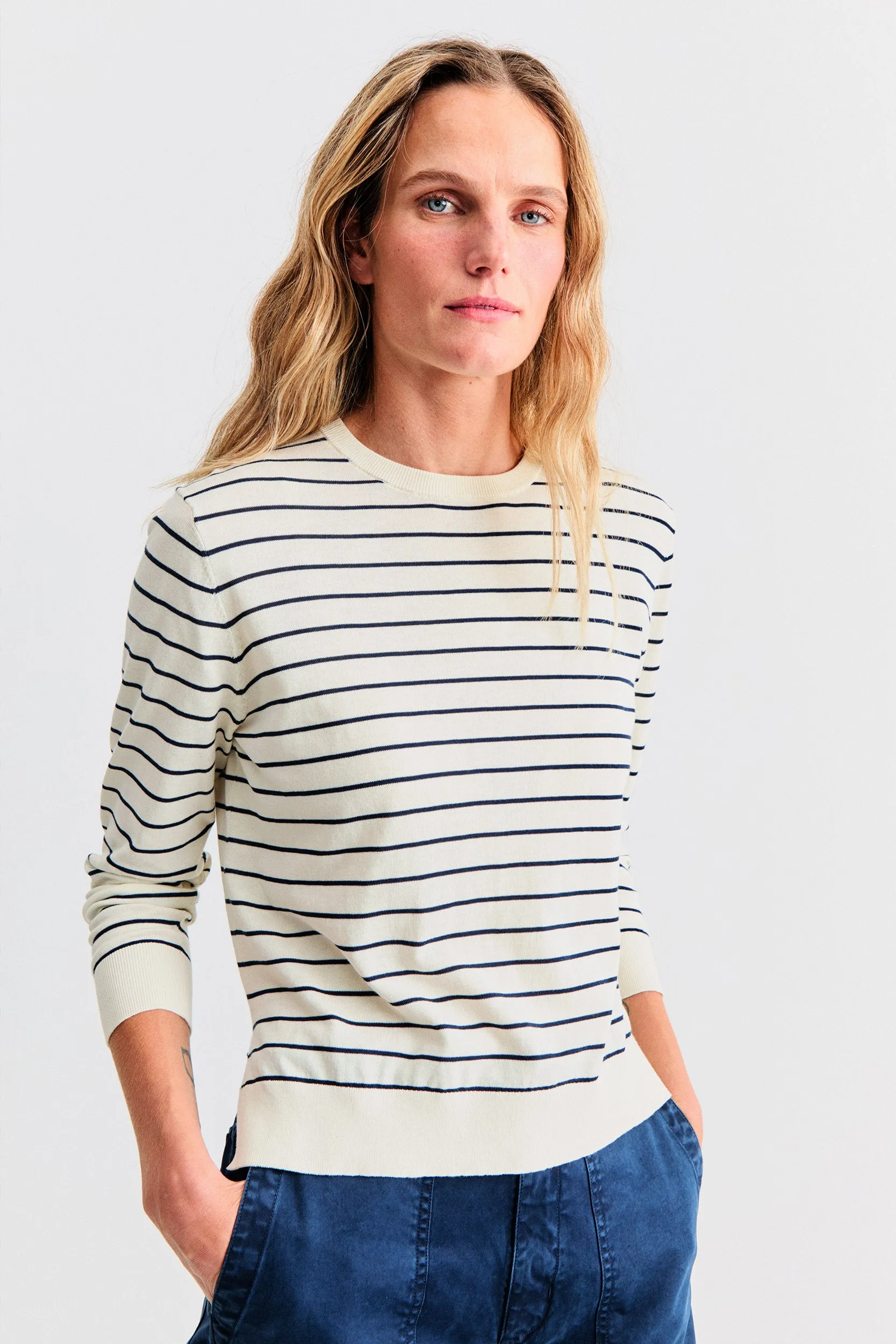 The Larsen - Cream/Navy