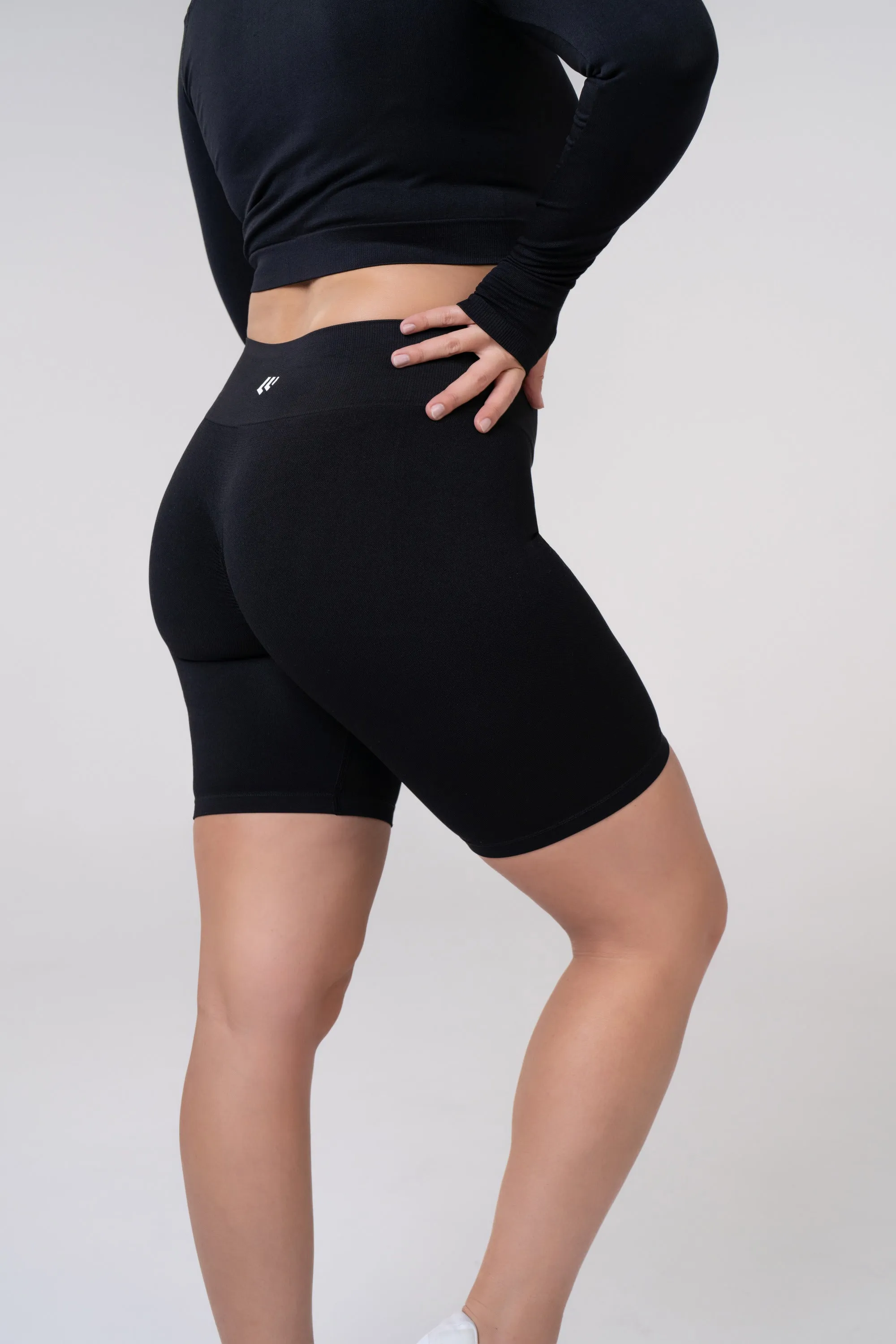 Women's Seamless Bike Shorts 7 inches - Black